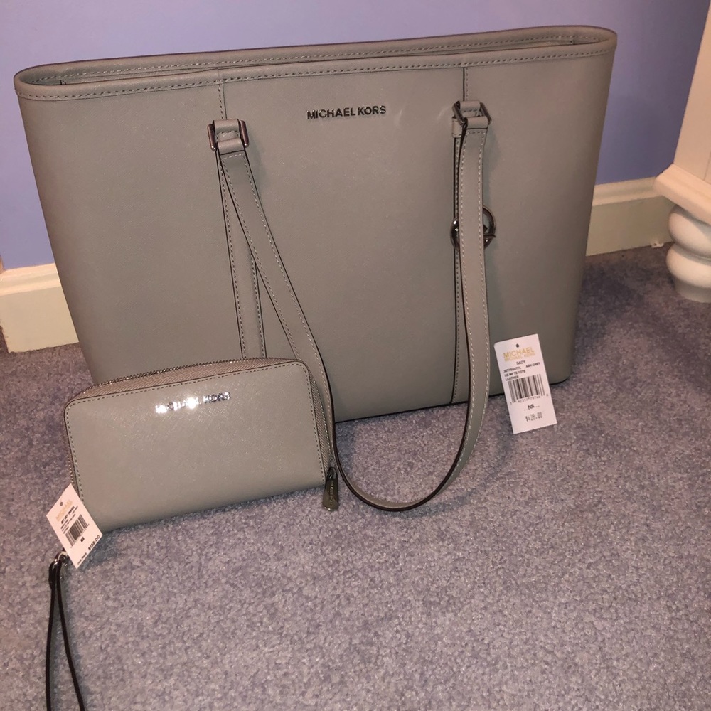 Michael Kors Tote and matching wallet